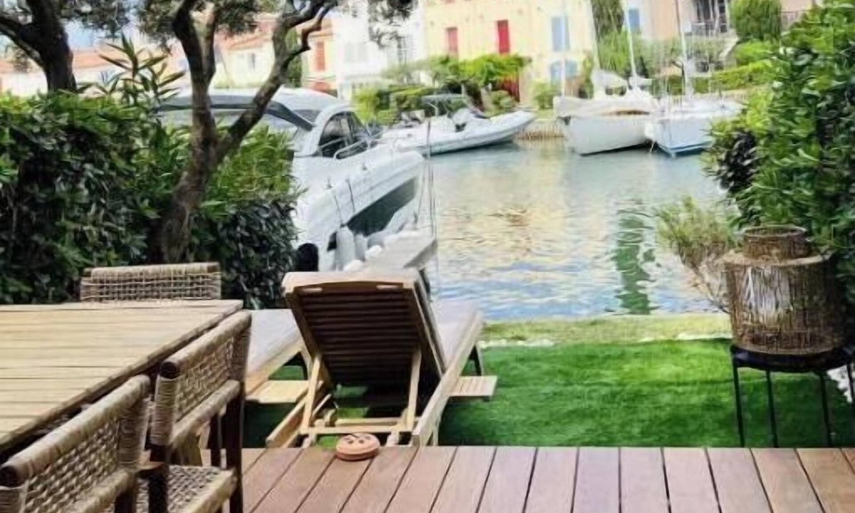 Port Grimaud Villa | Casa iKa Port Grimaud - Fishing houseeur 4 Rooms with mooring