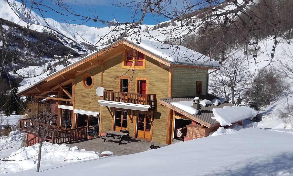 Allos Ski Chalet | CHALET Lumière