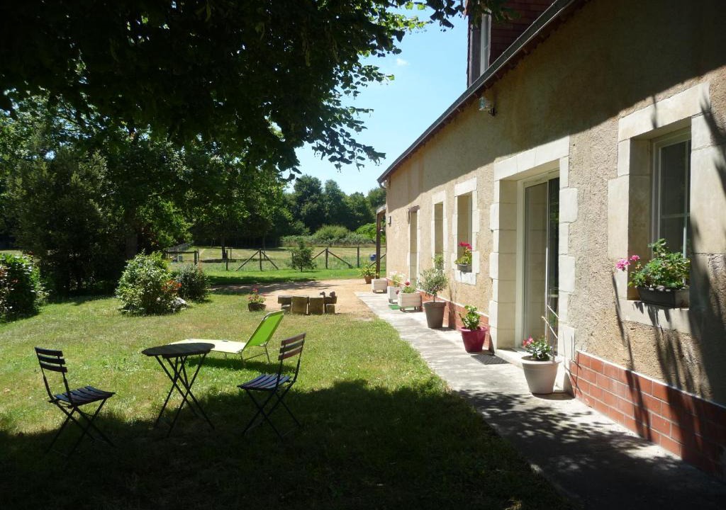 Bazouges-sur-le-Loir House | Chambre d'hôte en Vallée du Loir - Elevage des Rosiers