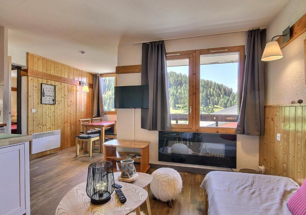 Plagne 1800 Apartment | Charmant appartement 2 pièces proche commerces avec piscine - FR-1-455-219