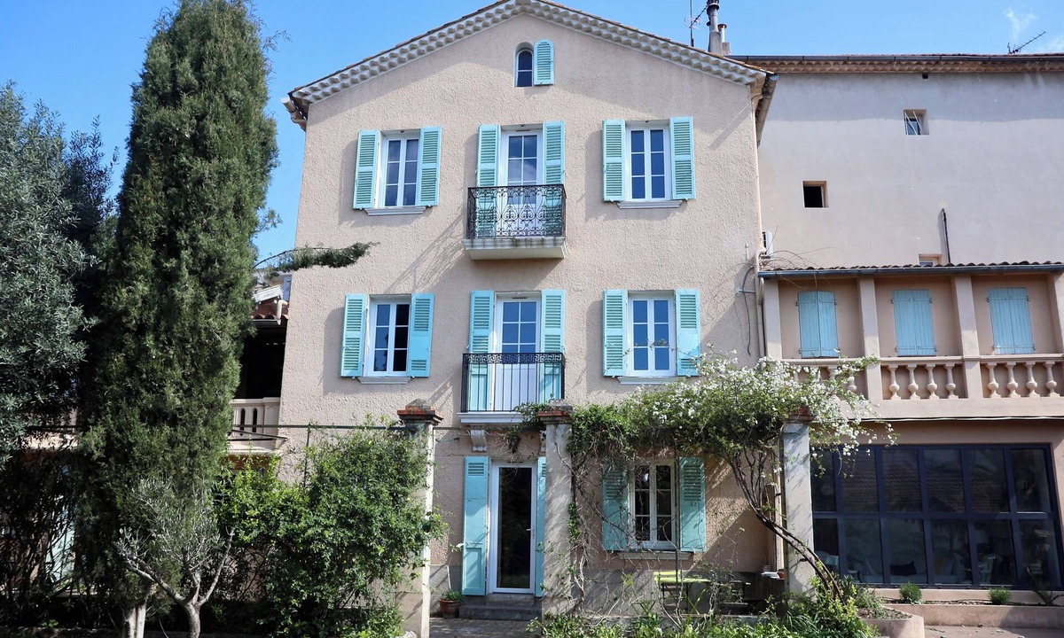 Toulon Cottage | Charming air-conditioned house with swimming pool in a quiet location -near the beach -Faron -centre