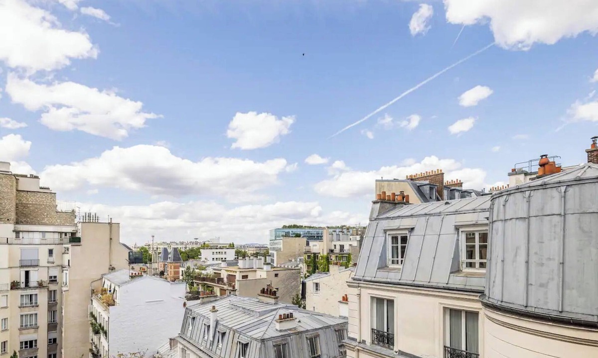 Porte-Dauphine Apartment | Charming Haussmannian Style Flat at Avenue Foch