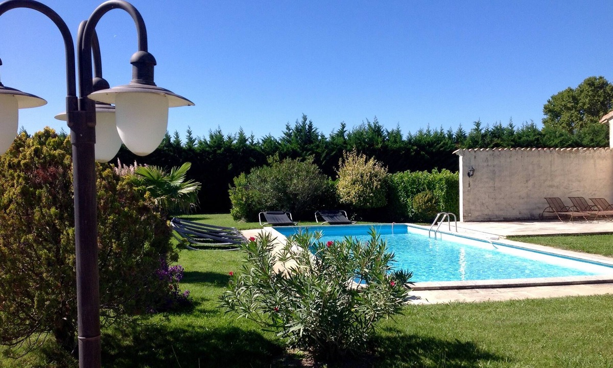 Mallemort House | Charming little cottage for lovers of Provence