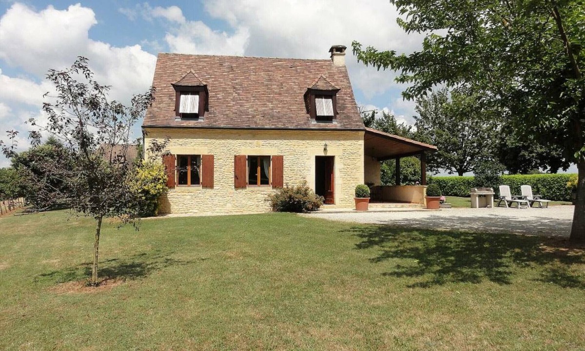 Salignac-Eyvignes Cottage | Charming Perigord house in Salignac-Eyvigues, pets allowed