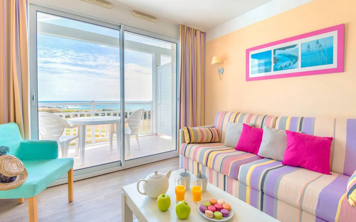 Chateau-d'Olonne Condo | Condo ∙ 1 bedroom ∙ 4 guests