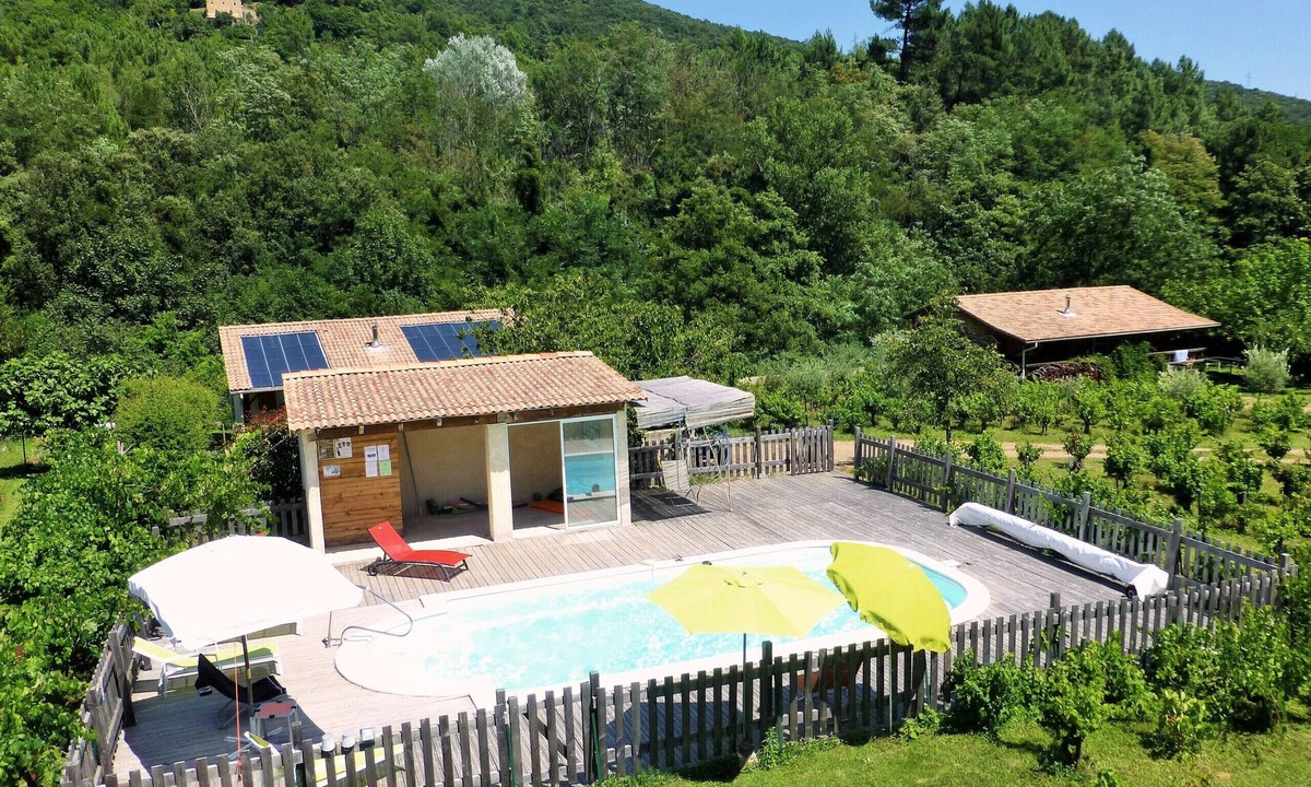 Le Martinet Cottage | Detached Cévennes chalet, Swimming pool, Quiet, large garden, Many activities.