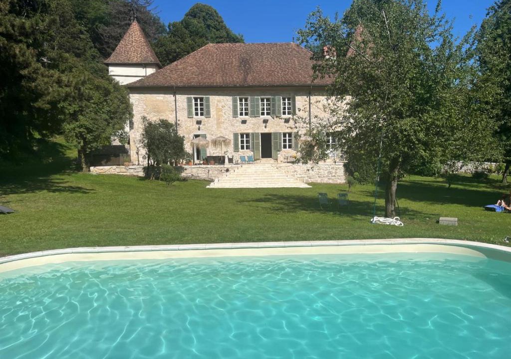 Montanges House | Domaine du Très-Haut - Château de Montanges