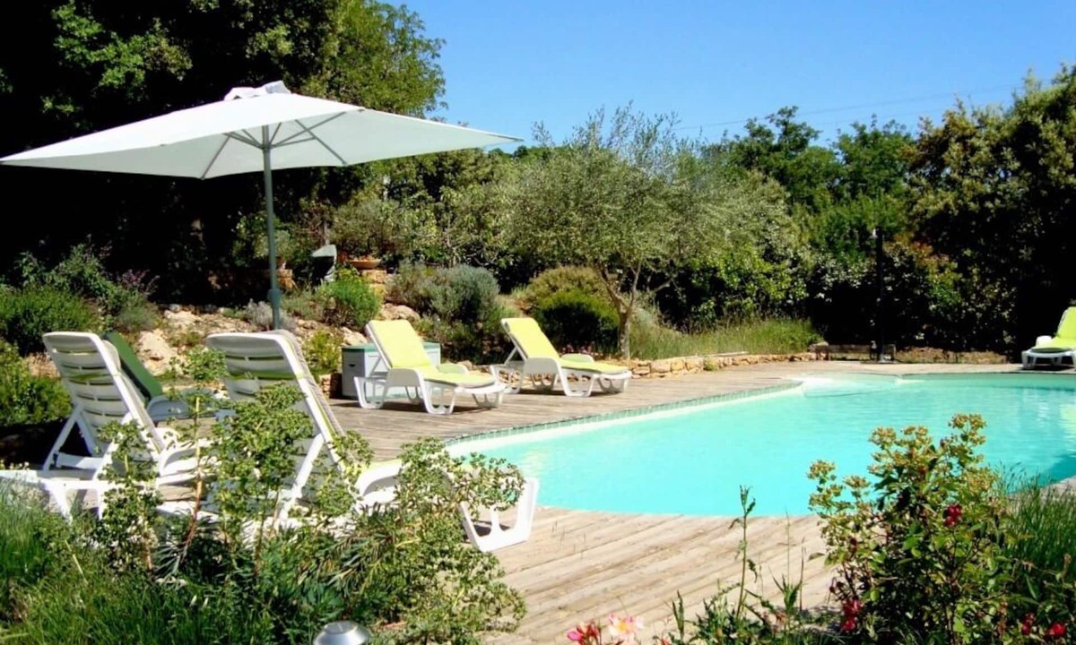 Salernes House | Ecological house for 6 people with terraces and large private pool.