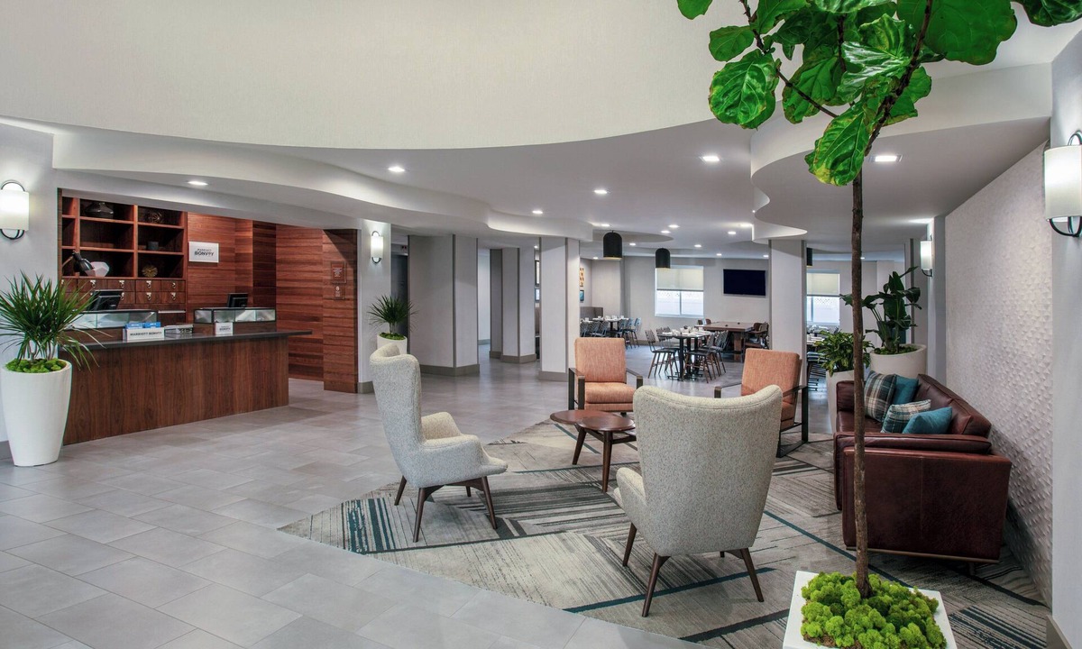 Dania Beach Hotel | Four Points by Sheraton Fort Lauderdale Airport - Dania Beach
