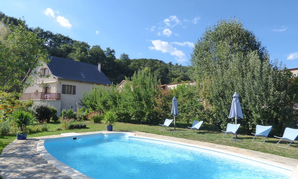 Massiac Other | Gîte au Cœur du Cantal Avec Piscine