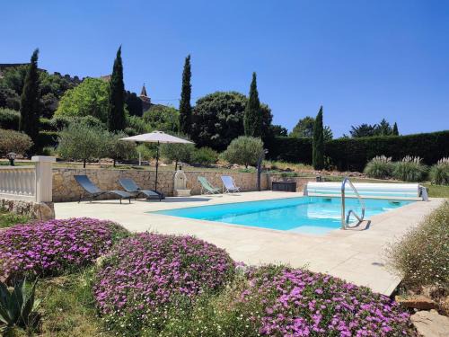 Regusse House | Gîte individuel avec piscine 2 adultes et 1 bébé