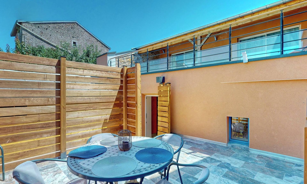Chaligny House | Gîte with Jacuzzi and breathtaking views of the countryside
