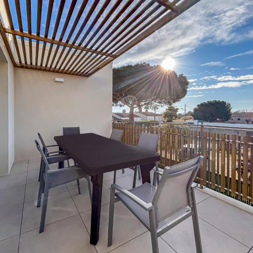 Vias House | Grande Terrasse & Parking - à Vias