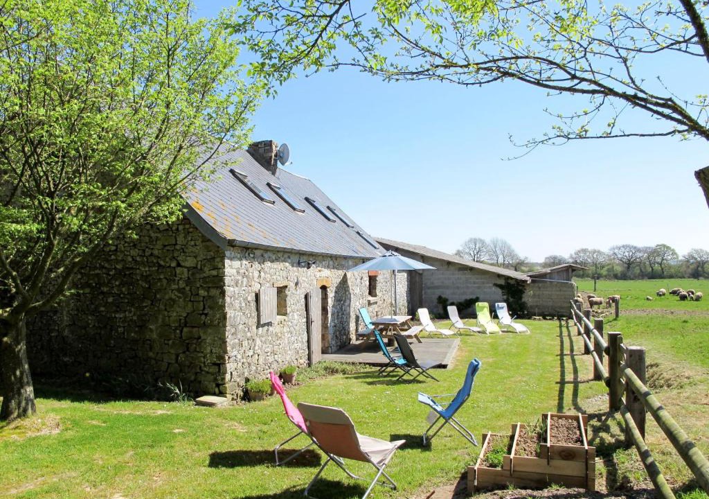 Saint-Sauveur-le-Vicomte House | Holiday Home La Bergerie by Interhome