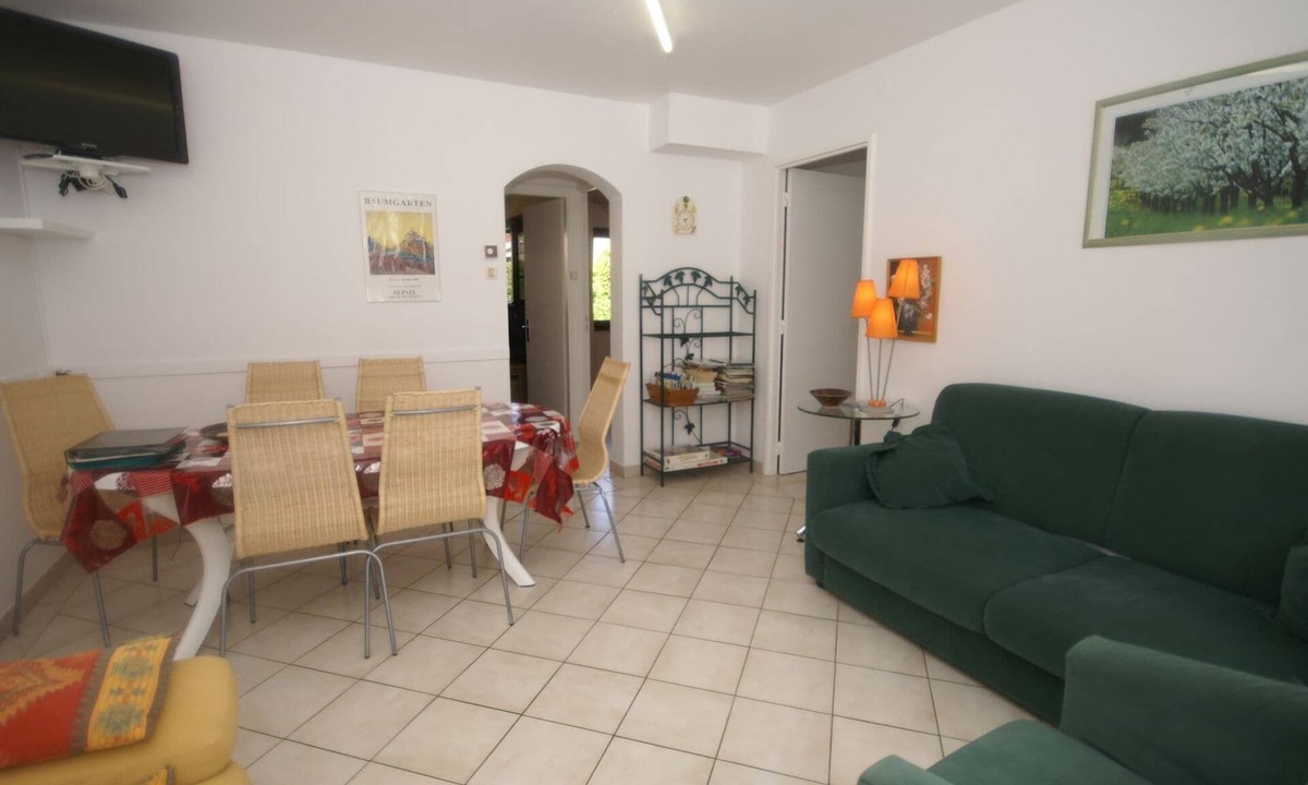 Snug Holiday Fenced Garden Bbq | Vic-sur-Seille