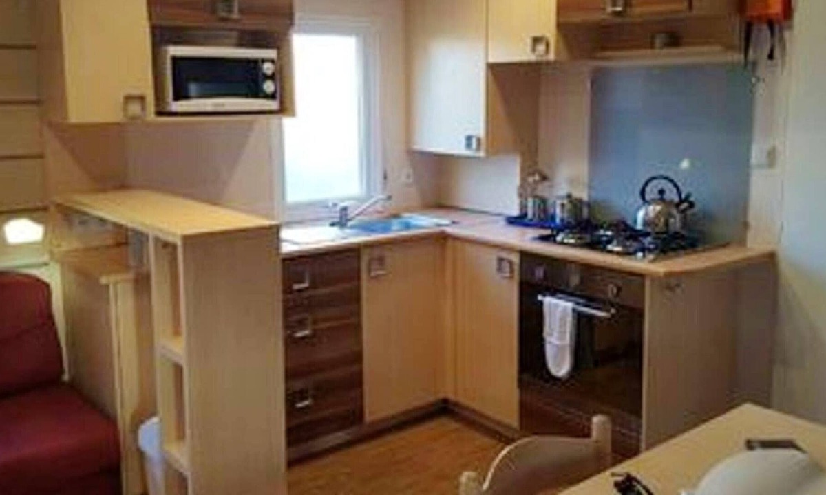 Coulanges House | Homerez - Beautiful bungalow for 6 ppl. with shared pool and terrace at Onzain