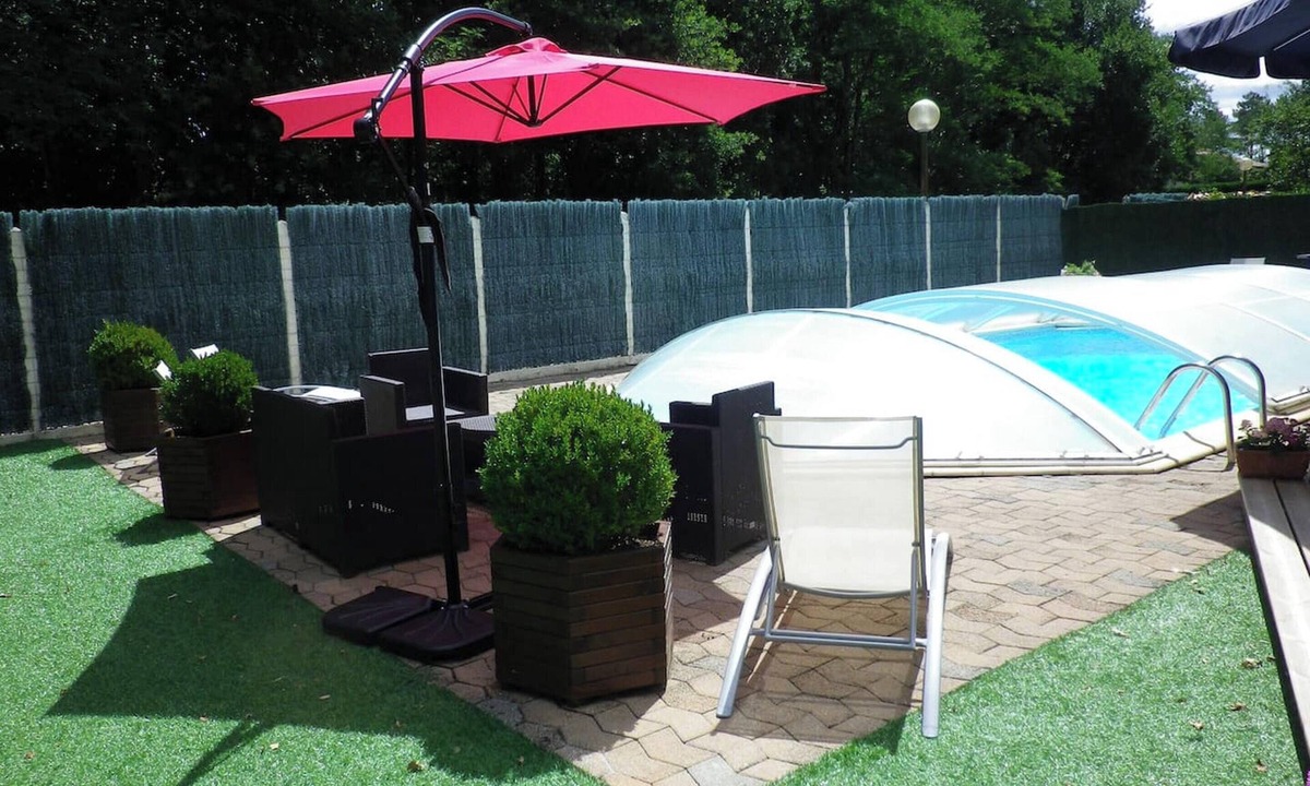 Escource Villa | Homerez - Villa in scenic Escource with private pool