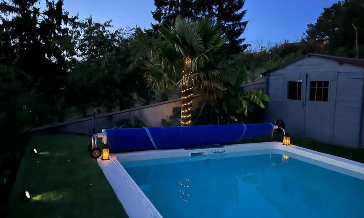 Cloyes-sur-le-Loir House | House in the center of Cloyes sur le Loir with swimming pool.