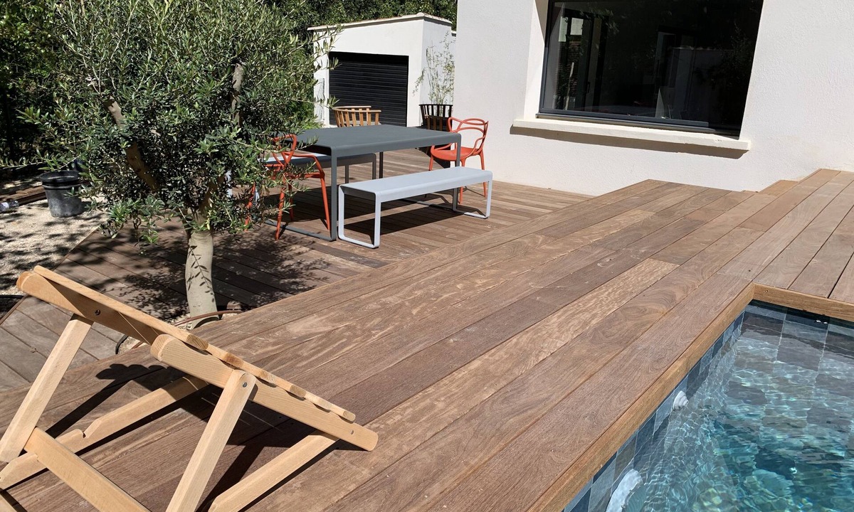 Est House | House IN THE City Center With Garden Parking Swimming Pool IN Peace