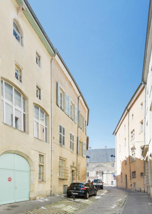Nancy City Centre Apartment | Idéal pros et tourisme - Le Loft de Guise avec Parking privé