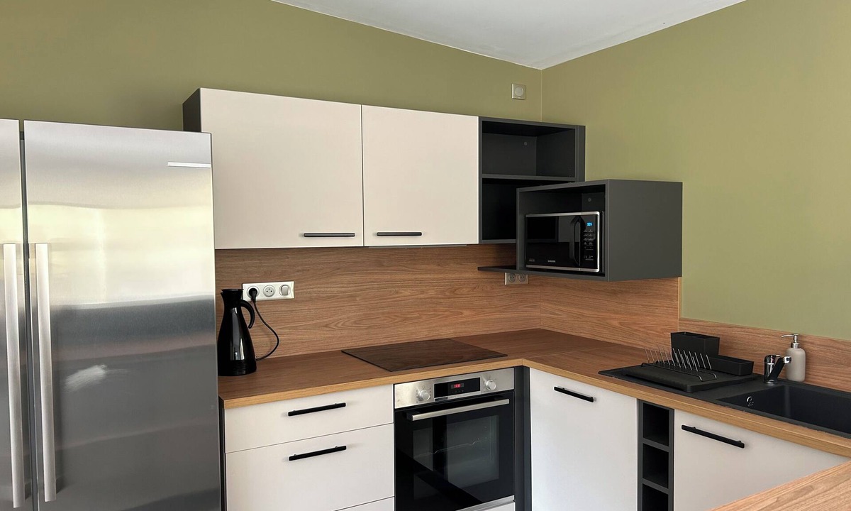 Solesmes Cabin | Karibu, Suite Située à 45km du Mans