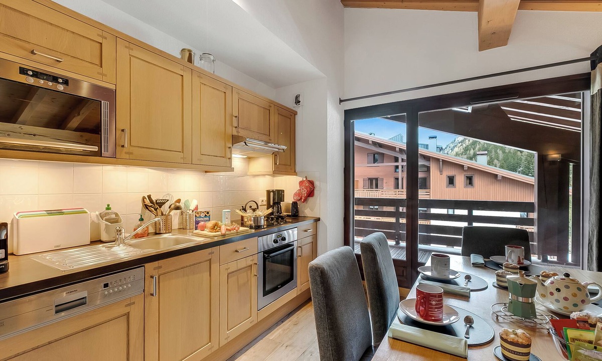 Vallorcine Apartment | l'Ours Bleu B33 ski -in ski -out, Vallorcine (Argentiere), France