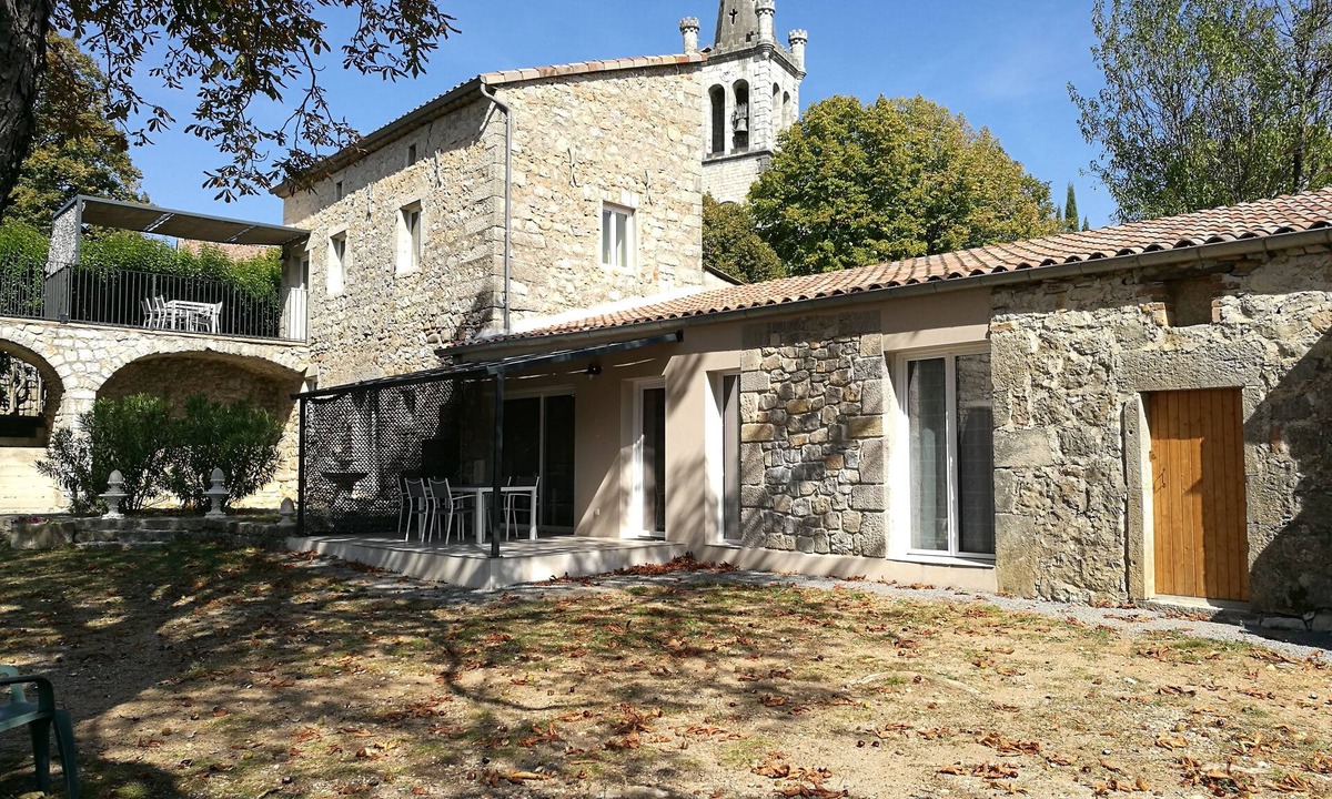 Casteljau Apartment | La Beaume 3-star gîte in southern Ardèche