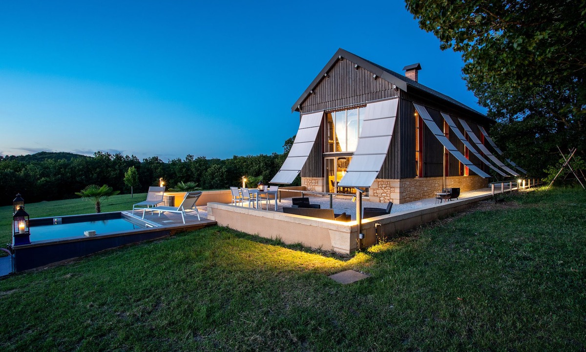 Peyrillac-et-Millac House | La clé des étoiles, Plus que Plus Plus, Atypical lodging