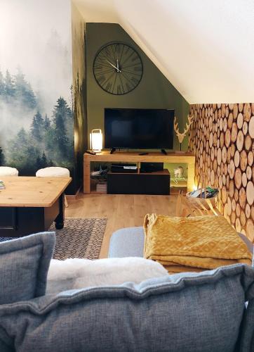 Besse-et-Saint-Anastaise Apartment | La forêt des Marmottes