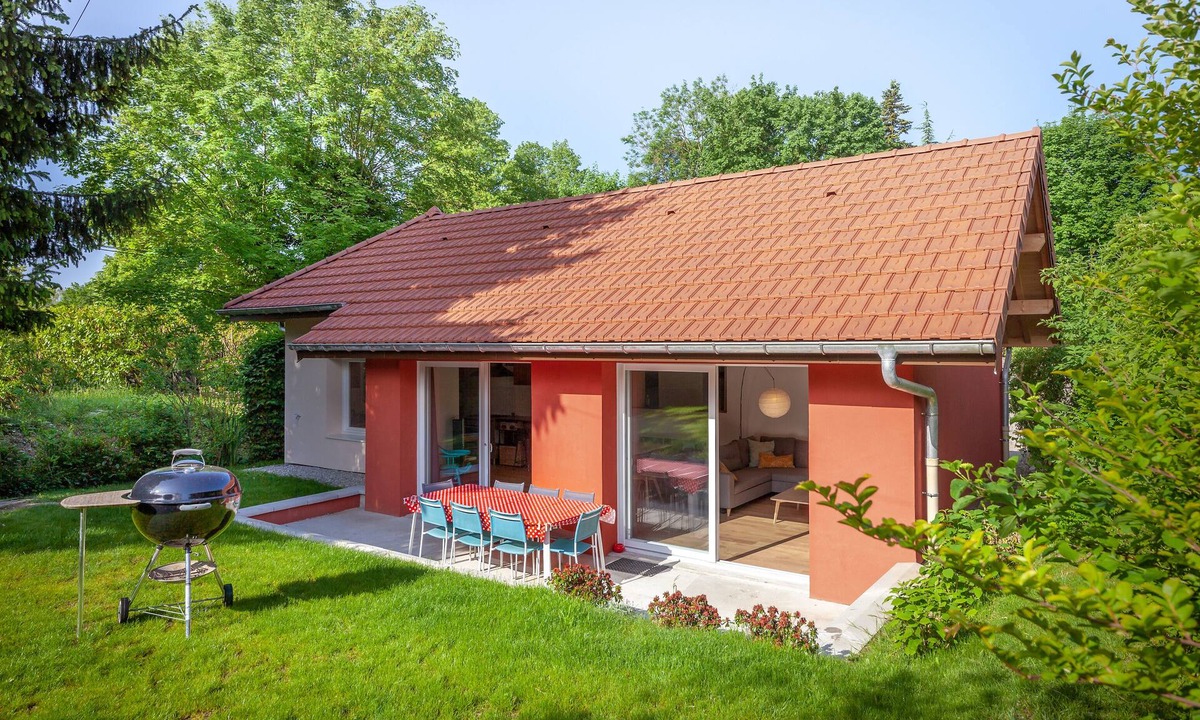 Aix-les-Bains Villa | La Maisonnette-Aix | House with Garden in Aix-les-Bains