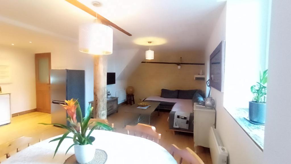 Saint-Martin-des-Entrees Apartment | La Sarriette proche des plages du débarquement