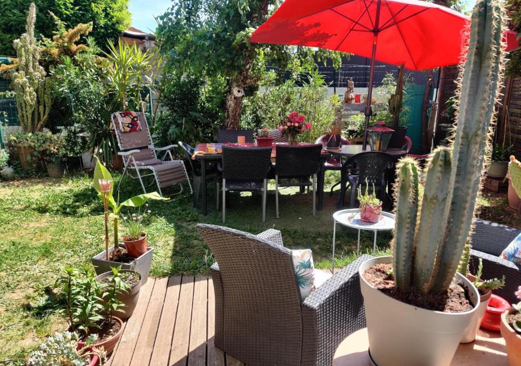 Beauchastel House | La Villa Bleue