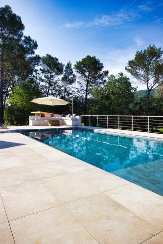 Brignoles Villa | Le Domaine de l'Olivier, 20pers, piscine, sauna