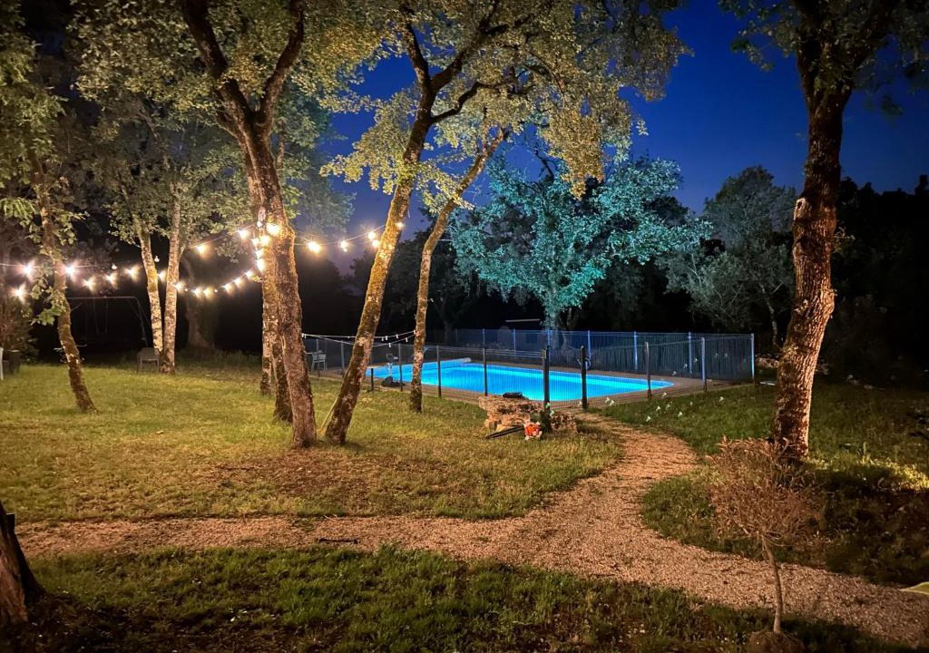 Montvalent Bed & Breakfast | Le Domaine de la Claire Fontaine Gîtes -chambres d'hôtes