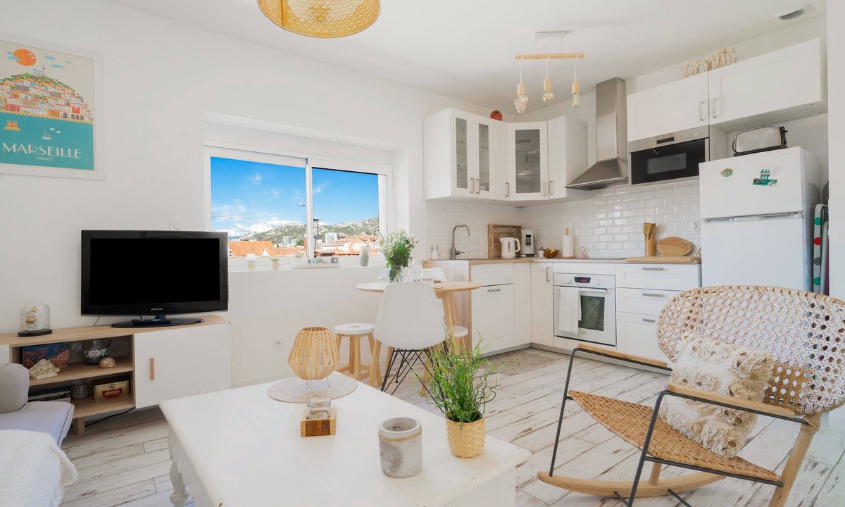Mazargues Apartment | Le Pitchoun - One Bedroom Apartment, Sleeps 2