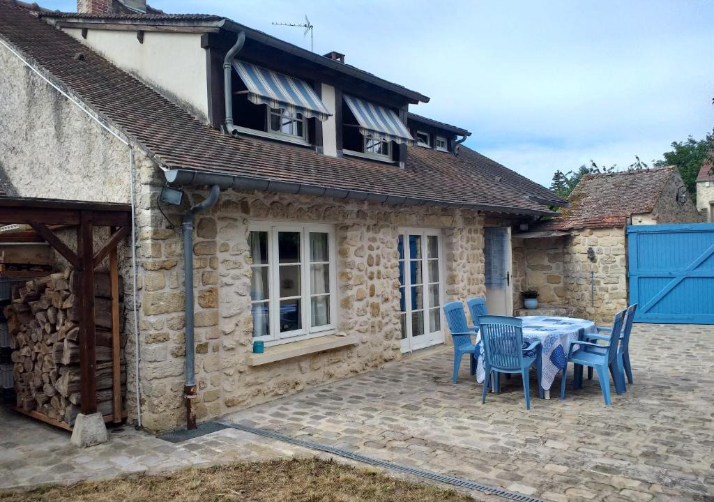 Avernes House | Les Bleuets