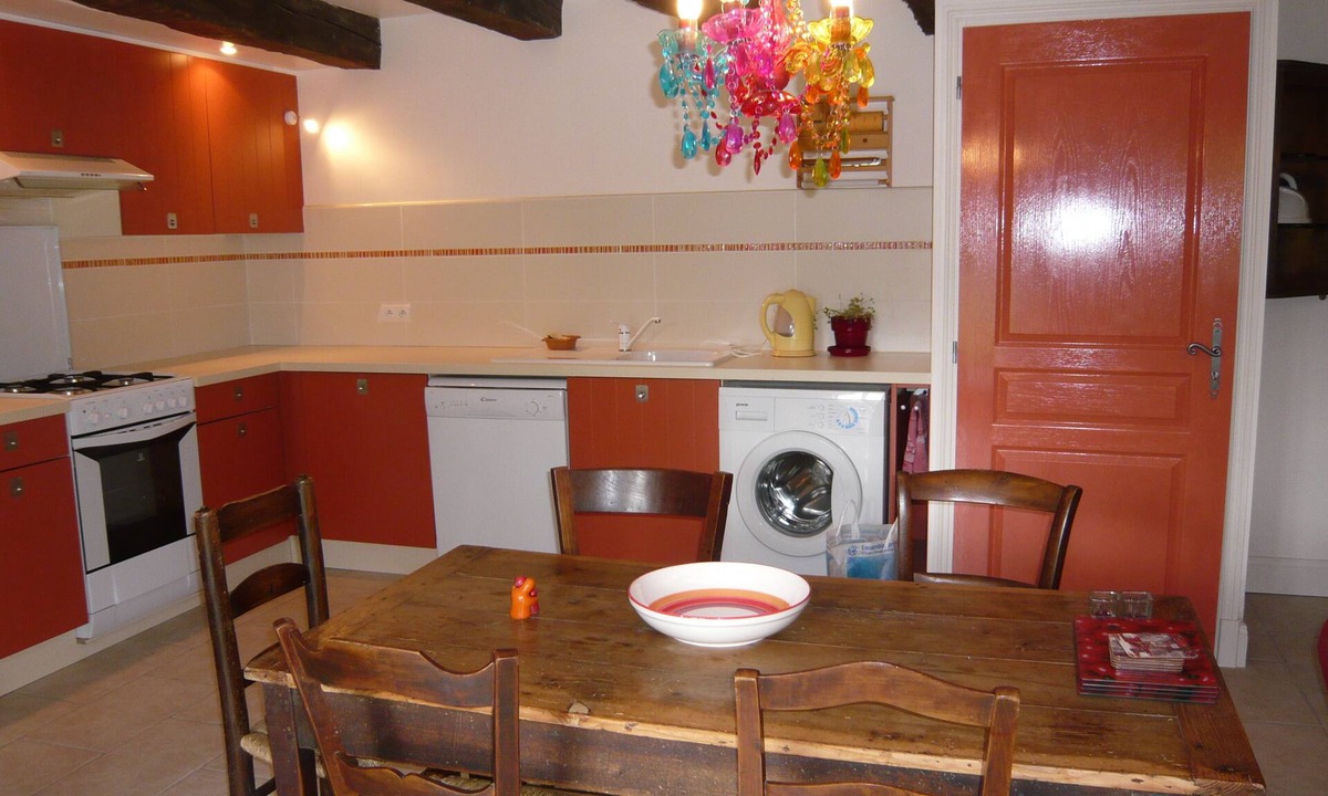 Boisse Cottage | Luxury gite for adult couples, peaceful, open views, large swimming pool