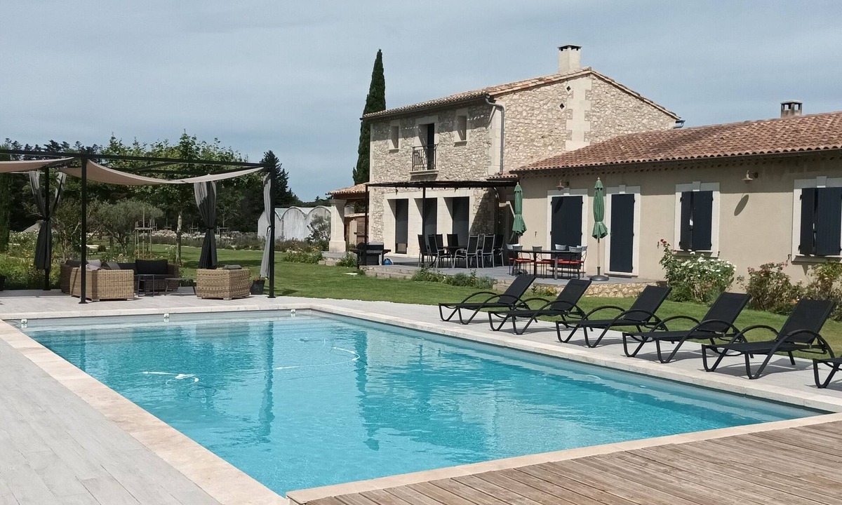 Eygalieres House | Maison de Charme Avec Piscine à Eygalières