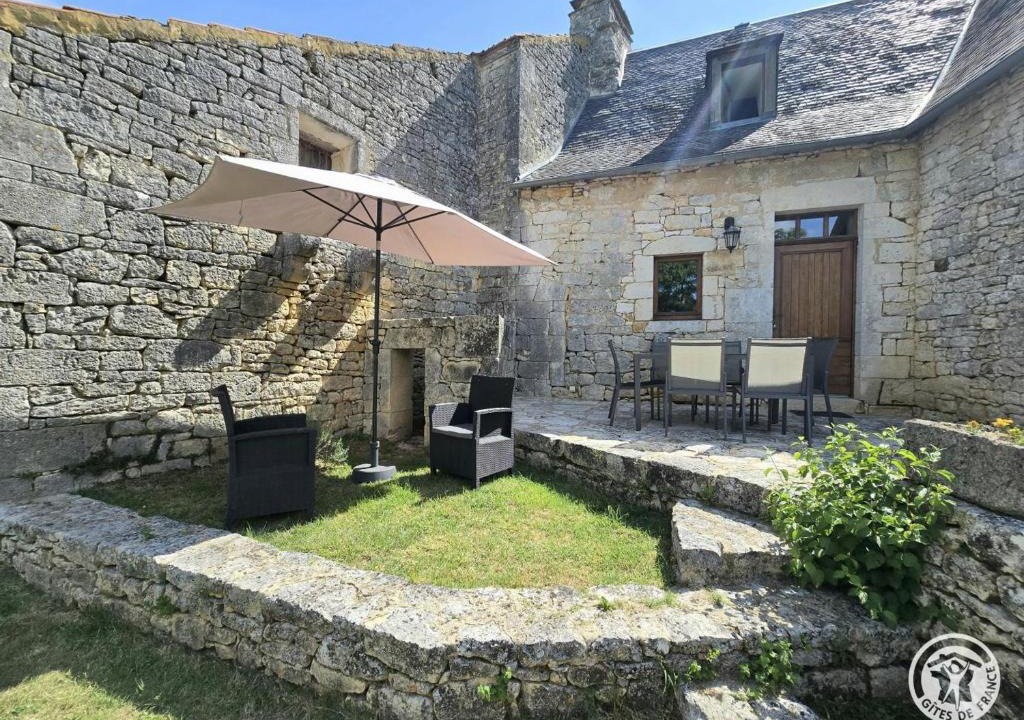 Borreze House | Maison du XIVe siècle avec WiFi et animaux admis près de Sarlat - FR-1-616-152