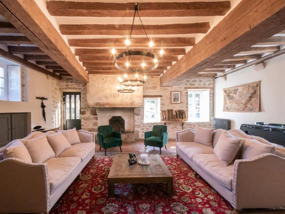 Coulaines Villa | Manoir - 24h du Mans - Piscine - Jacuzzi
