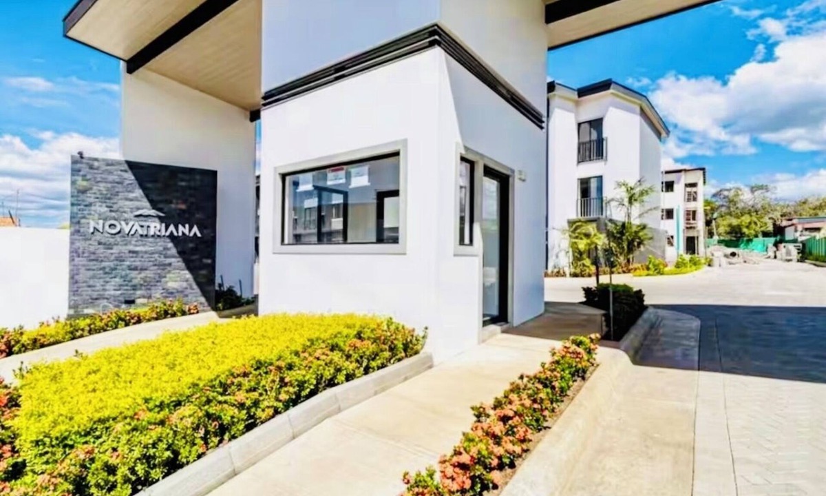 Villa Bonita Condo | Modern 3-BR Condo AC Minutes from Airport SJO & City Mall