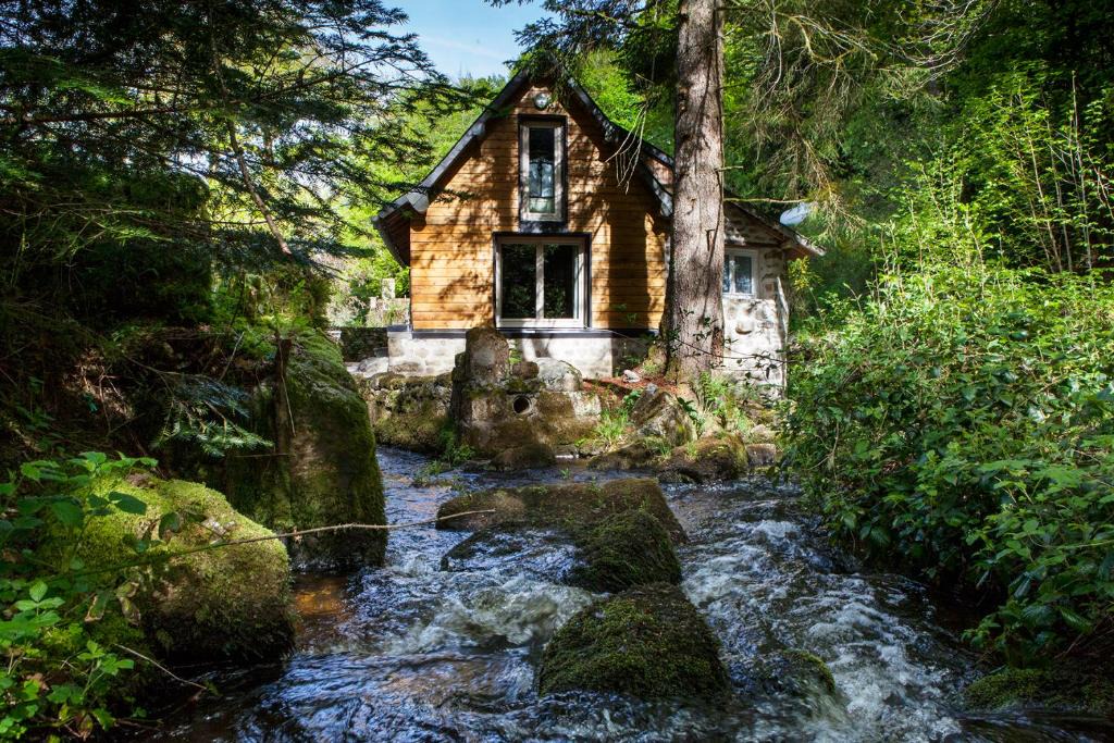 Faux-la-Montagne House | Moulin De Villesaint