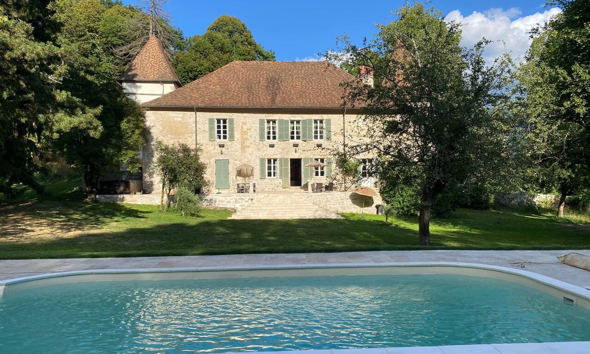 Montanges Bed & Breakfast | Mystère-Château Superior Guest Room