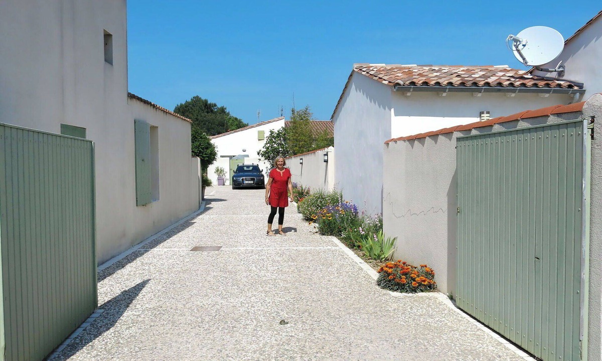 La Flotte Apartment | Nice apartment for 4 guests with WIFI, TV and terrace
