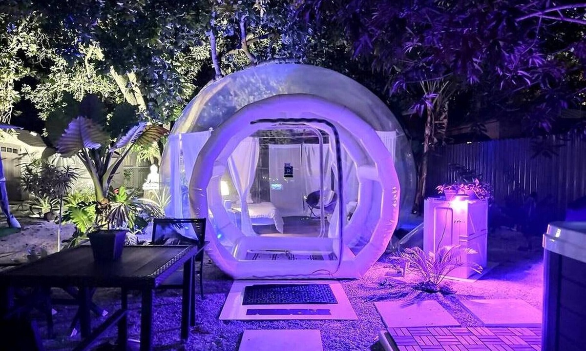 West Little River House | Oasis style jacuzzi glamping gym parking bbq secure