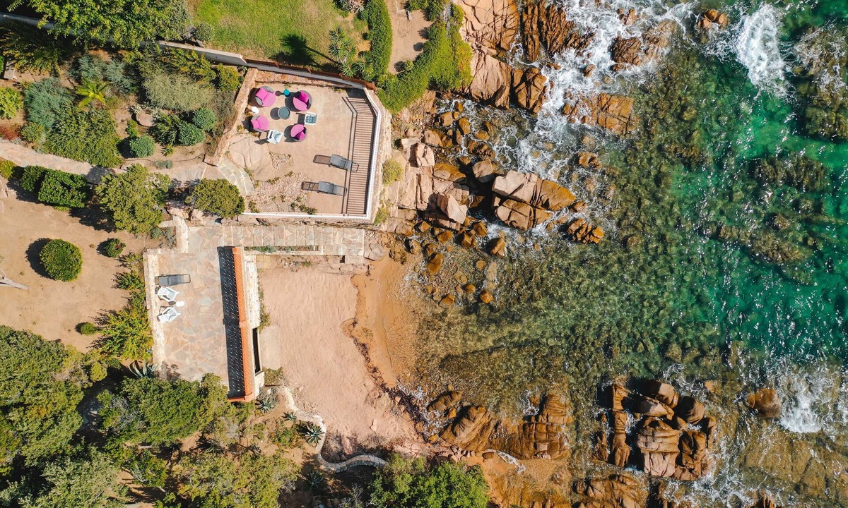 Isolella Villa | Pieds dans l'eau - Presqu'ile Isolella - 5 bedrooms, outbuilding
