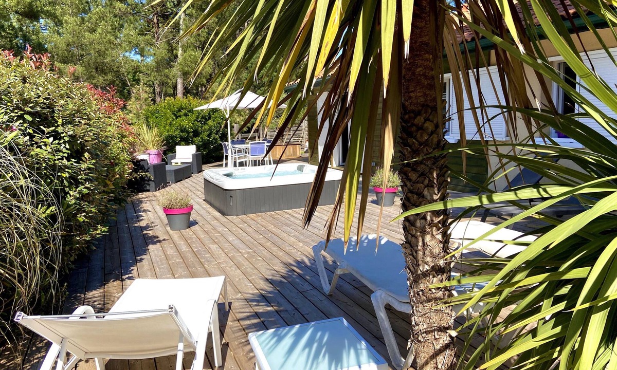 Lacanau-Ocean House | PRETTY VILLA JACUZZI HEATED, WIFI, renovated 2018 facing the golf LACANAU-OCEAN 6 p