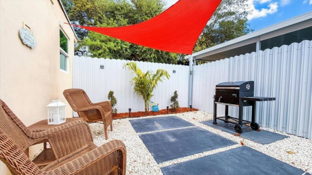 Opa-Locka House | Private Studio Near Hard Rock Peaceful Stay