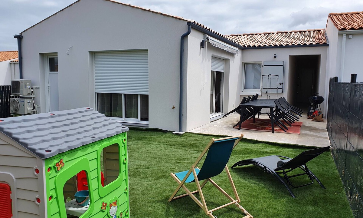 Cheray House | Quiet 3-bedroom 3-bathroom house