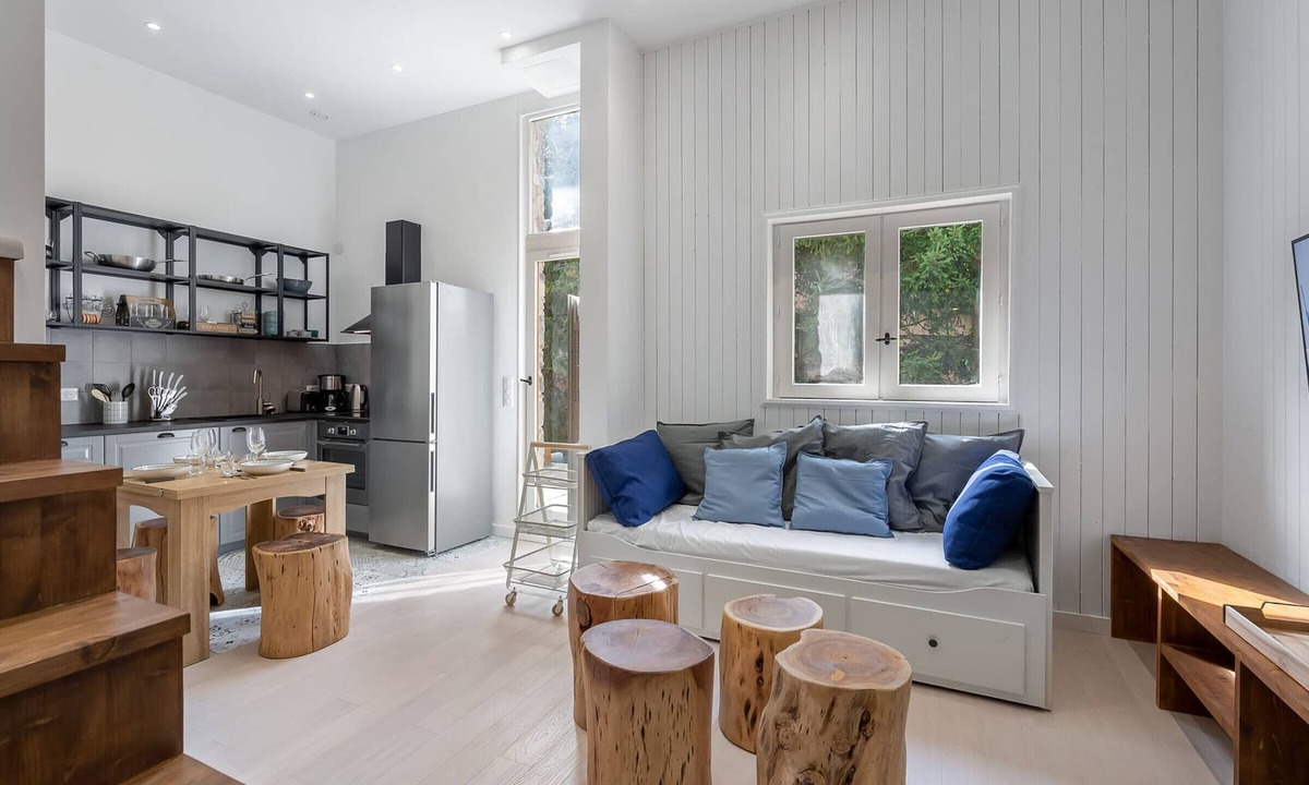 Meribel Centre Apartment | Renovated Apartment in Central Méribel, Ideal for 8, Near Slopes